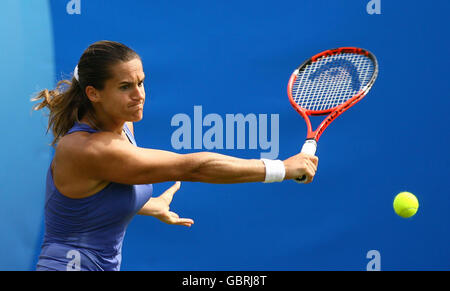 L'Amélie Mauresmo en France en action pendant l'AEGON International au parc Devonshire, Eastbourne. Banque D'Images