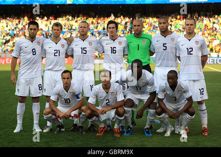 Football - coupe des Confédérations 2009 - Groupe B - Etats-Unis / Brésil - Loftus Versfeld. Groupe d'équipe des États-Unis Banque D'Images