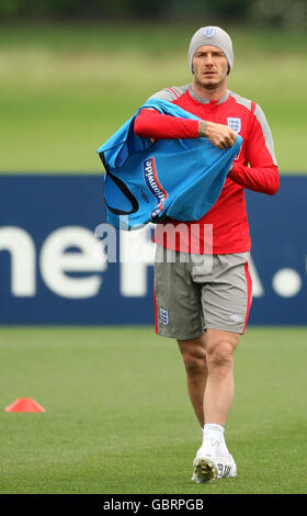 David Beckham d'Angleterre lors d'une session d'entraînement à London Colney, Hertfordshire. Banque D'Images