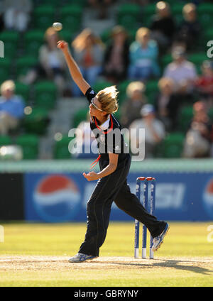 Cricket - coupe du monde féminin ICC Twenty20 2009 - Angleterre / Pakistan - Taunton. Charlotte Edwards, en Angleterre Banque D'Images