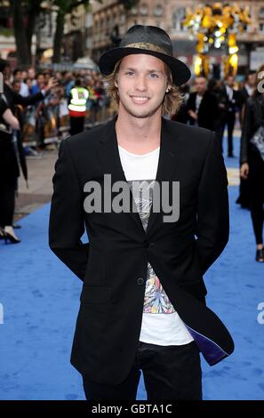 Sam Branson arrive pour la première britannique de Transformers: Revenge of the Fallen at the Odeon Leicester Square, Londres. Banque D'Images