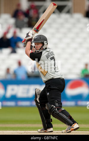 Cricket - ICC Women's World Twenty20 Cup 2009 - semi final - India Women contre New Zealand Women - Trent Bridge.Aimee Watkins, de Nouvelle-Zélande, chauve-souris pendant la demi-finale de la Women's ICC World Twenty20 à Trent Bridge, Nottingham. Banque D'Images