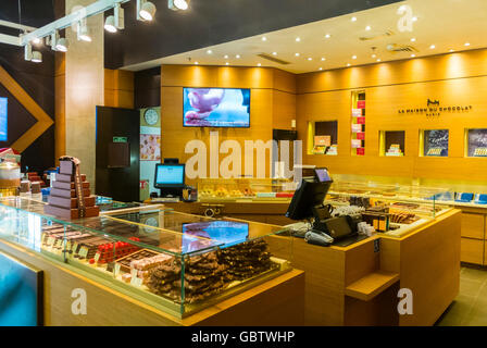 Paris, France, Centre commercial français, le Carrousel du Louvre, Chocolatier Shop intérieur « la Maison du chocolat », magasins modernes Banque D'Images