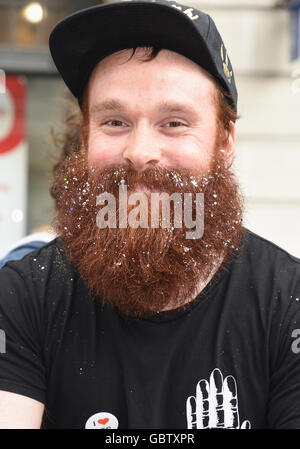 Hipster barbu,Pride Gay Pride,à Londres,mars,Westminster Londres Banque D'Images