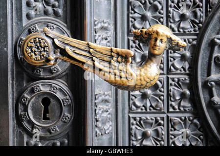 Poignée de porte, portail d'entrée, façade, la cathédrale de Cologne, Cologne, Koeln, Rhénanie, Hesse, Allemagne / Köln Banque D'Images