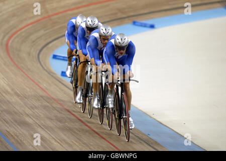 L'équipe de poursuite de la Grande-Bretagne composée de Steve Cummings, Paul Manning, Chris Newton et Bradley Wiggins en action Banque D'Images