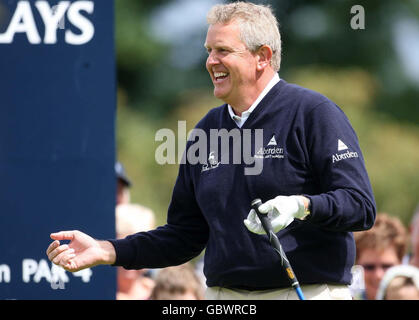 Colin Montgomerie pendant le Barclays Scottish Open Practice Round à Loch Lomond, en Écosse. Banque D'Images