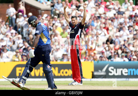 Cricket - Friends Provident Trophy - Semi Final - Lancashire v Hampshire - Old Trafford Banque D'Images