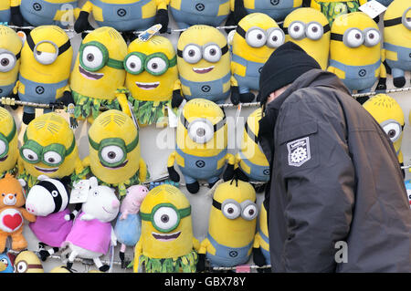 Des poupées à vendre. laquais Barcelone, Catalogne, Espagne Banque D'Images