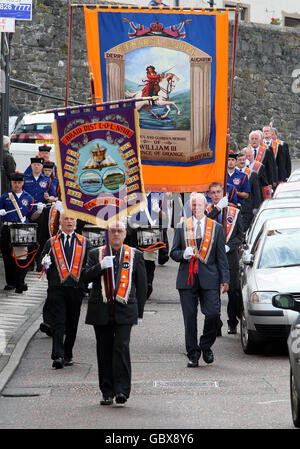 Des milliers de rues pour Orange Parades Banque D'Images