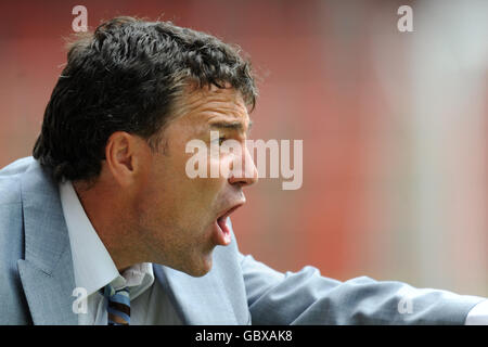 Soccer - Pré saison Friendly - Wrexham v Coventry City - Racecourse Ground Banque D'Images