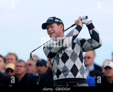 Tom Watson, aux États-Unis, est parti de la première partie du championnat Open 2009 au Turnberry Golf Club, Ayrshire. Banque D'Images