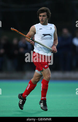 Hockey - International friendly - Angleterre v Australie - Highfields Sports Center. Adam Dixon, Angleterre Banque D'Images