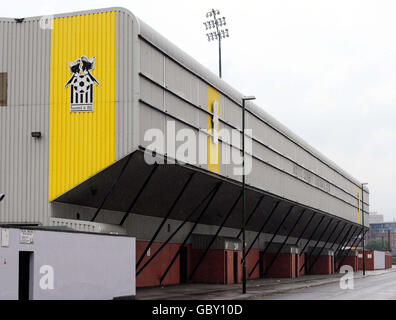 Vue générale du stand Jimmy Sirrel à Meadow Lane, stade du club de football du comté de Notts, Nottingham. Banque D'Images