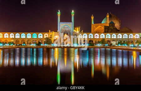 Avis de Shah (imam) mosquée à Ispahan - Iran Banque D'Images