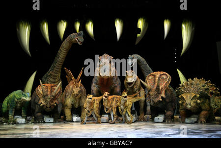 Walking with Dinosaurs - Londres Banque D'Images