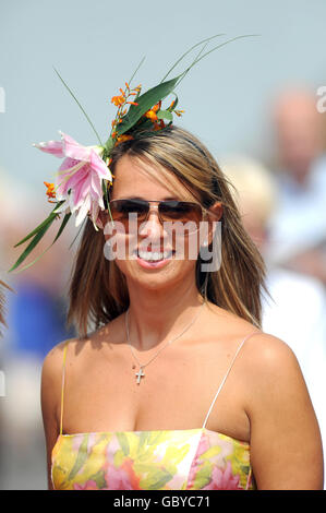 Les courses de chevaux - août Festival - Mesdames Jour - Brighton Racecourse Banque D'Images