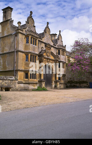 dh Stanway House COTSWOLDS GLOUCESTERSHIRE Gatehouse entrée à Stanway House manoir de la porte d'angleterre Banque D'Images