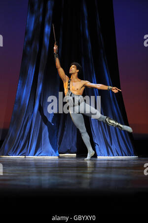 Carlos Acosta photocall - Londres Banque D'Images