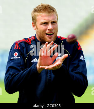 Cricket - The Ashes 2009 - npower Third Test - Angleterre v Australie - Angleterre nets - Edgbaston.Andrew Flintoff, en Angleterre, lors d'une session de filets à Edgbaston, Birmingham. Banque D'Images