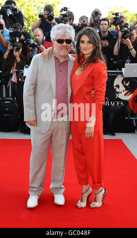 Pedro Almodovar et Penelope Cruz arrivent à la première du film britannique de Broken Oses à la nuit d'ouverture de Film4 Summer Screen, à Somerset House, à Londres. Banque D'Images