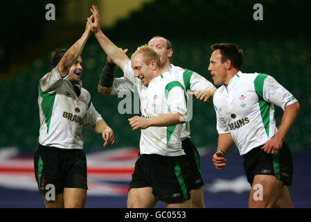 Rugby Union - Lloyds TSB 2004 Série d'automne - Pays de Galles v Roumanie Banque D'Images