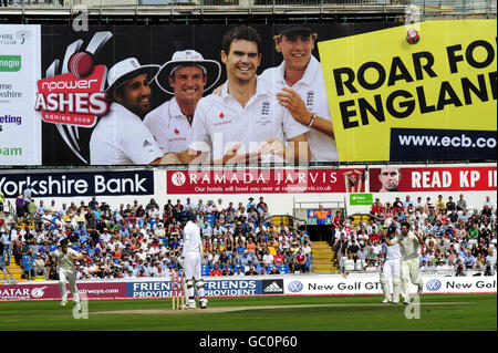 Cricket - The Ashes 2009 - Quatrième npower Test - Day 3 - Angleterre v Australie - Headingley Banque D'Images