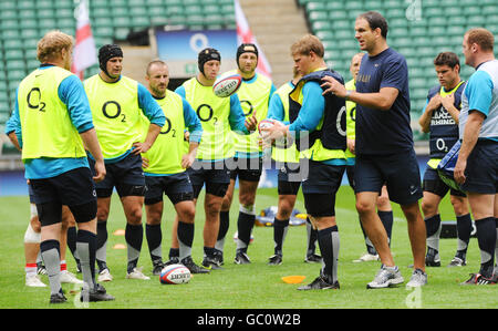 Rugby Union - RFU Open Day - Twickenham.Martin Johnson, entraîneur de l'équipe de rugby d'Angleterre, lors de l'Open de RFU à Twickenham, Londres. Banque D'Images