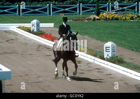 Equestrian - Jeux Olympiques de Montréal 1976 - Evesting de trois jours.La princesse Anne, à bord de son cheval, bonne volonté, lors de la section dressage des trois jours d'Evêting, aux Jeux Olympiques de Montréal. Banque D'Images