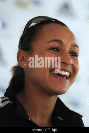 Jessica Ennis, en Grande-Bretagne, sourit lors de la conférence de presse des Championnats du monde d'athlétisme de l'IAAF au Radisson Blu Hotel, Berlin. Banque D'Images