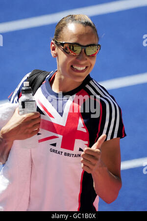 Jessica Ennis, de Grande-Bretagne, sourit après l'événement long Jump du Womens Heptathlon lors des championnats du monde de l'IAAF à l'Olympiastadion, à Berlin. Banque D'Images