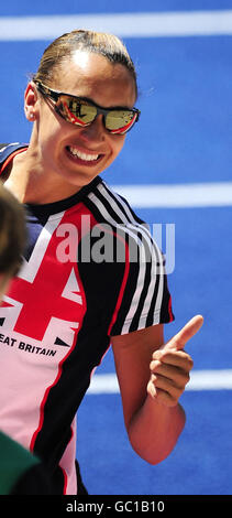 Jessica Ennis, en Grande-Bretagne, sourit après l'événement long Jump de l'Heptathlon féminin lors des Championnats du monde de l'IAAF à l'Olympiastadion, à Berlin. Banque D'Images