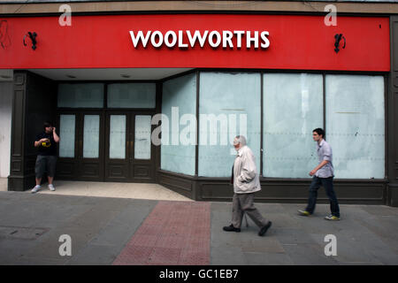 Fermetures Woolworths. Woolworths ferme son magasin à Shrewsbury. Banque D'Images