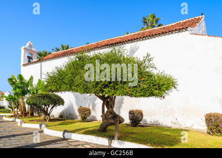 Église blanche à Puerto de la Cruz, Tenerife, Canaries, Espagne Banque D'Images