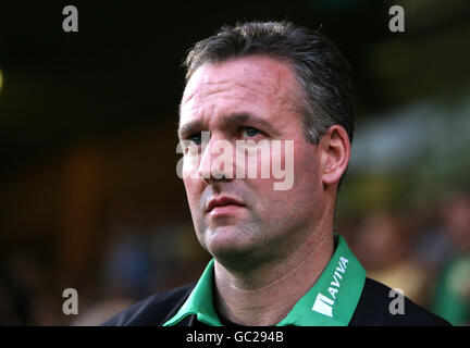 Football - Carling Cup - deuxième tour - Norwich City / Sunderland - Carrow Road. Paul Lambert, directeur de Norwich City Banque D'Images