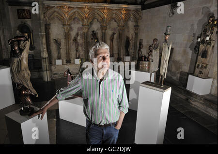 La cathédrale de Salisbury L'exposition des œuvres du sculpteur Banque D'Images