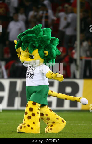 Football - International friendly - Allemagne / Afrique du Sud - The Bay Arena.Mascotte de la coupe du monde de l'Afrique du Sud 2010 Banque D'Images