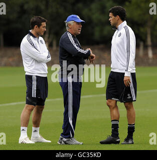 Football - Ligue des Champions - Groupe D - v Chelsea FC Porto - Chelsea la formation et conférence de presse - Cobham Banque D'Images