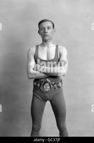 Boxe - poids aérien - Jimmy Wilde.Jimmy Wilde, « The Mighty Atom », champion du monde de poids de Flyweight. Banque D'Images