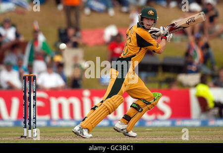 Tim Paine en Australie se batte lors du match de groupe des champions de l'ICC au stade Centurion, Centurion. Banque D'Images