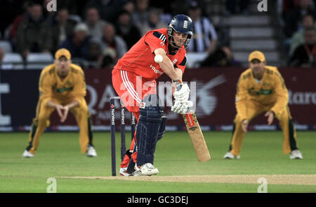 Cricket - série NatWest - Sixième journée internationale - Angleterre / Australie - Trent Bridge. Andrew Strauss, Angleterre Banque D'Images