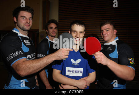 Rugby Union - Tennis de Table Défi - Knightswood Community Centre Banque D'Images