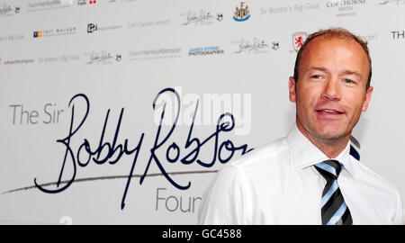 Alan Shearer, ancien footballeur de Newcastle United et d'Angleterre, annonce qu'il est devenu un mécène de la Fondation Sir Bobby Robson lors d'une conférence de presse à l'hôtel Copthorne, à Newcastle. Banque D'Images