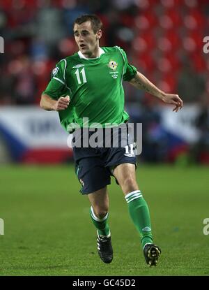 Football - coupe du monde de la FIFA 2010 - partie qualifiante - troisième groupe - République tchèque / Irlande du Nord - Stade Spartan. Niall McGinn, Irlande du Nord Banque D'Images