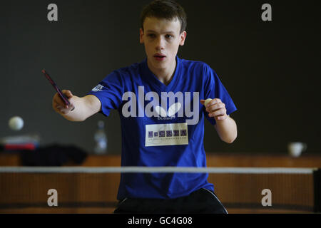 Rugby Union - Tennis de Table Défi - Knightswood Community Centre Banque D'Images