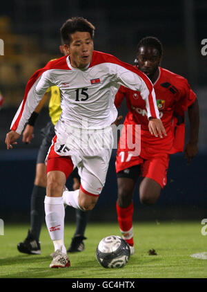 Football - International friendly - Congo / Corée du Nord - Stade Leon-Bollee. Kim Yong Jun, Corée du Nord Banque D'Images