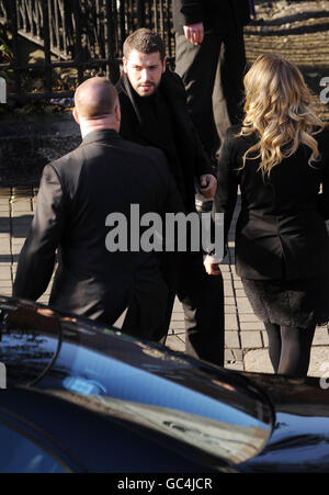 Stephen Gately funérailles.Shayne Ward arrive pour les funérailles de Stephen Gately à l'église St Laurence O'Toole à Dublin. Banque D'Images