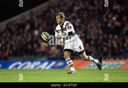 Stephen Myler de Northampton Saints lors du match Guinness Premiership à Welford Road, Leicester. APPUYEZ SUR ASSOCIATION photo. Date de la photo: Samedi 31 octobre 2009. Le crédit photo devrait se lire comme suit : David Jones/PA Wire. RESTRICTIONS : l'utilisation est soumise à des restrictions. Aucune utilisation commerciale. Banque D'Images