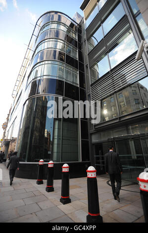 Une des entrées du complexe de bureaux de Goldman Sachs à Fleet Street, Londres. Banque D'Images