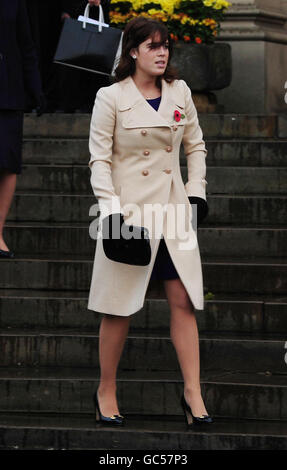 La princesse Eugénie lors d'une visite de la reine Elizabeth II et du duc d'Édimbourg au musée du Grand Nord à Newcastle, dans le cadre d'une visite à Tyne et Wear aujourd'hui. Banque D'Images